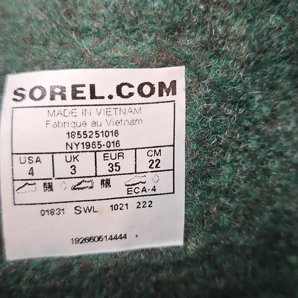 Sorel Flurry Youth Boots Size 4 Black Gray Inner Liner Waterproof Warm